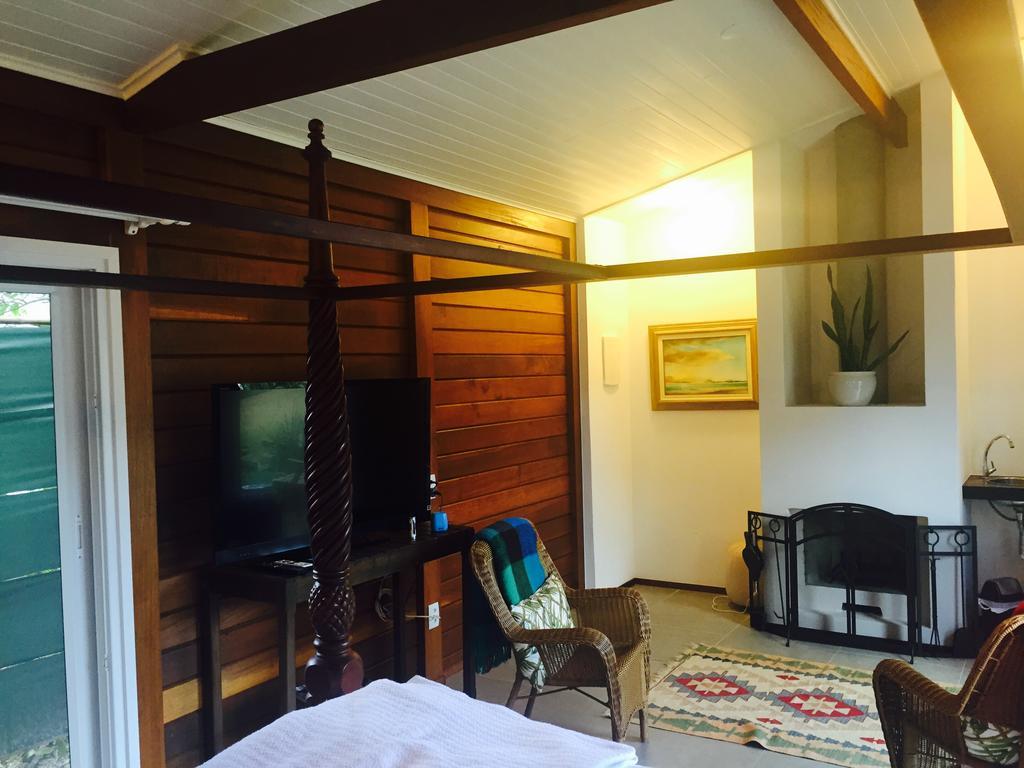 Casa Da Ilha Do Mel - Pousada De Charme ภายนอก รูปภาพ